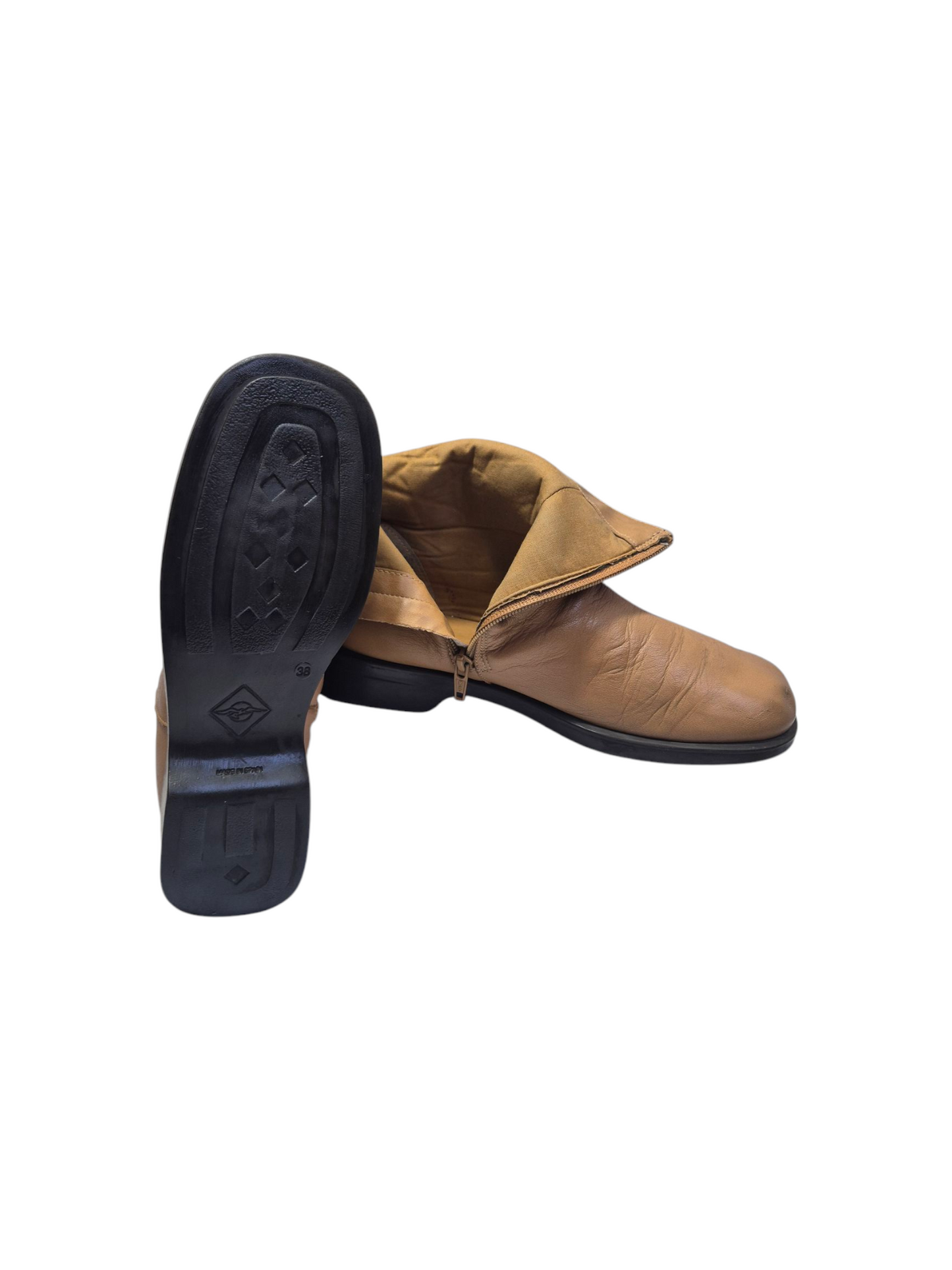 Bota N°38 cuero