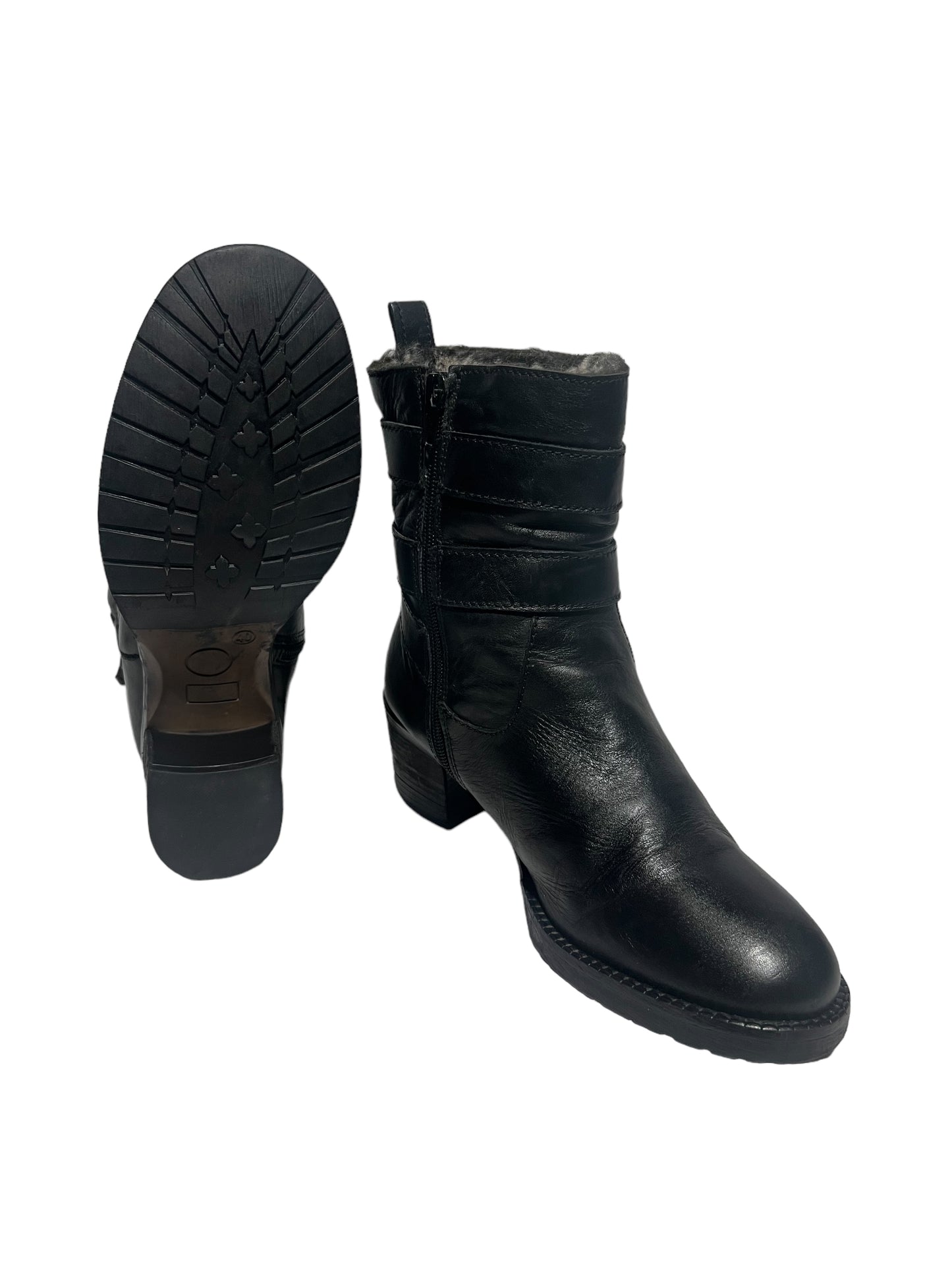 Bota N°40 cuero